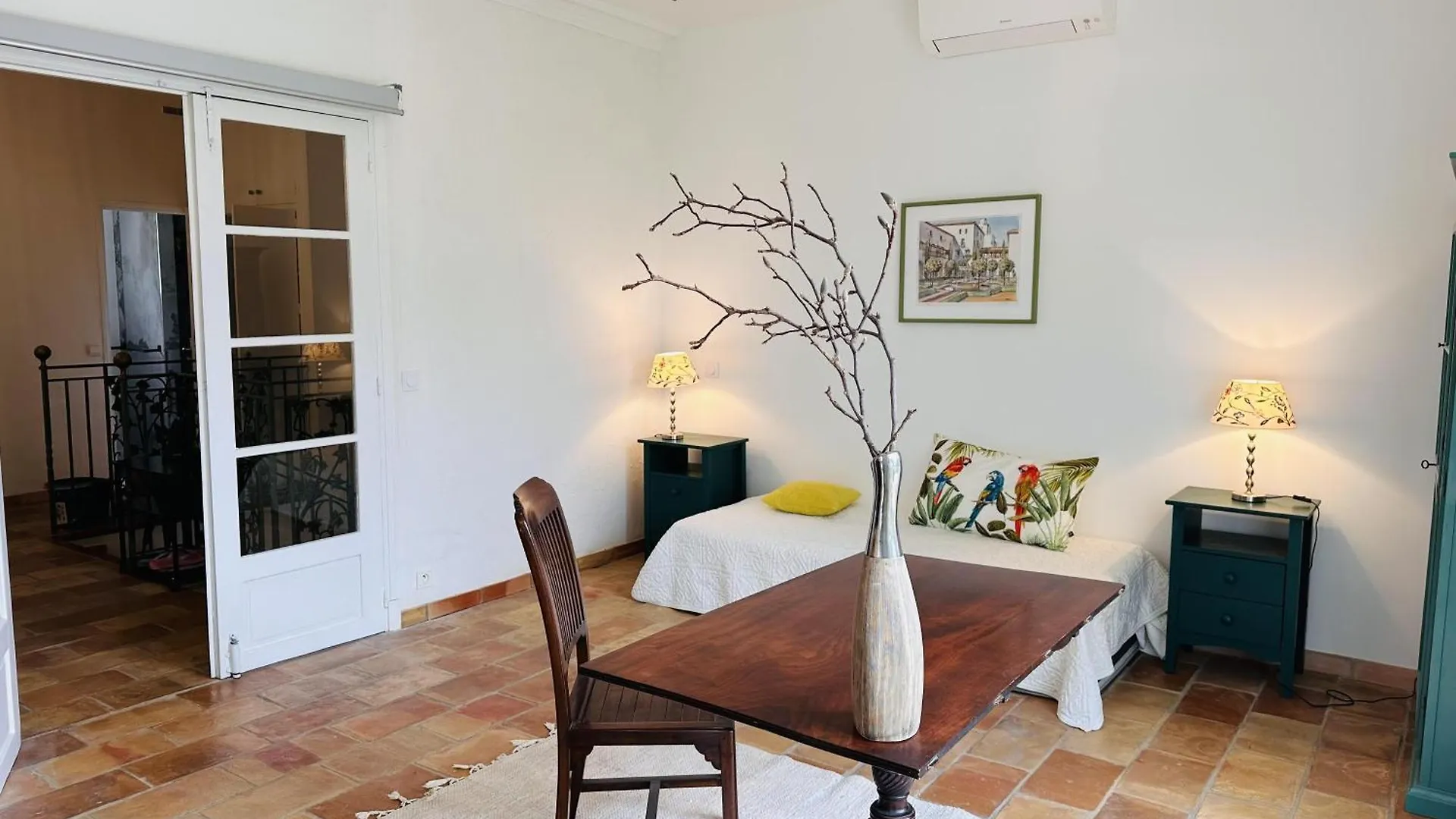 A Lovely Large Villa With A Big Swimming Pool And Gardens In A Calm Area Of Cannes - 1921 法国